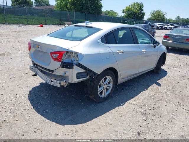 2017 CHEVROLET CRUZE LT AUTO 4