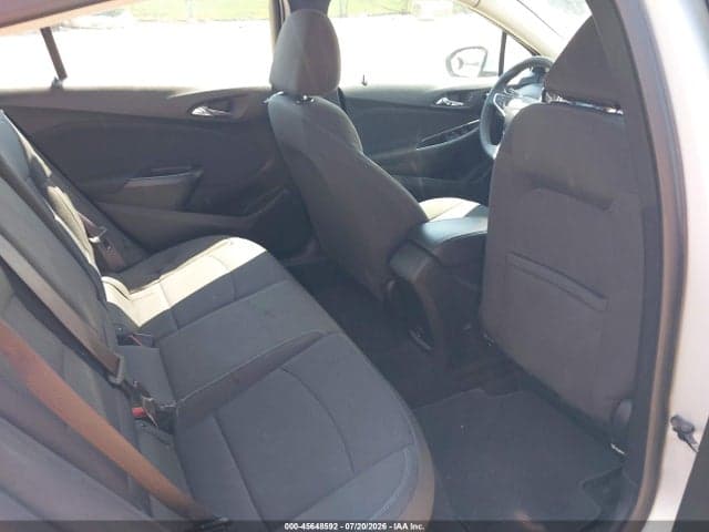 2017 CHEVROLET CRUZE LT AUTO 8
