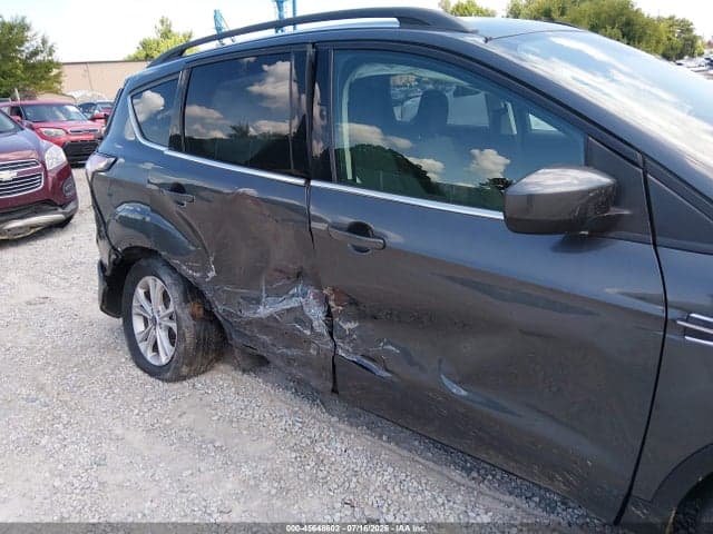 2018 FORD ESCAPE SE 6