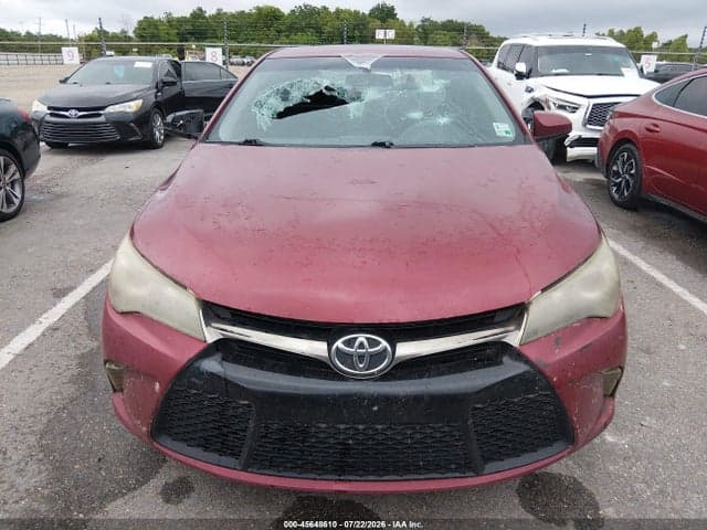 2017 TOYOTA CAMRY SE 12