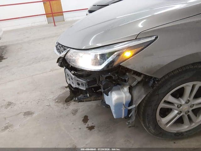 2018 CHEVROLET CRUZE LT AUTO 21