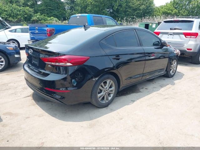2018 HYUNDAI ELANTRA SEL 4