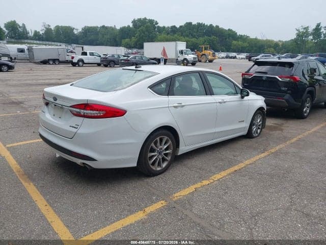 2017 FORD FUSION HYBRID SE 4