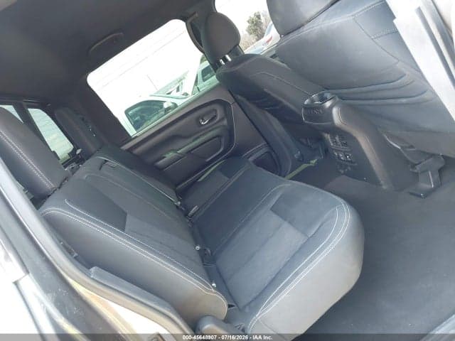 2019 NISSAN TITAN XD SV DIESEL 8