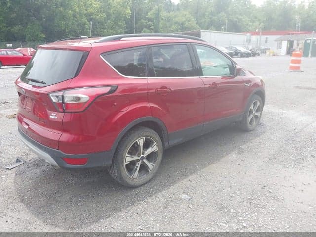 2017 FORD ESCAPE SE 4