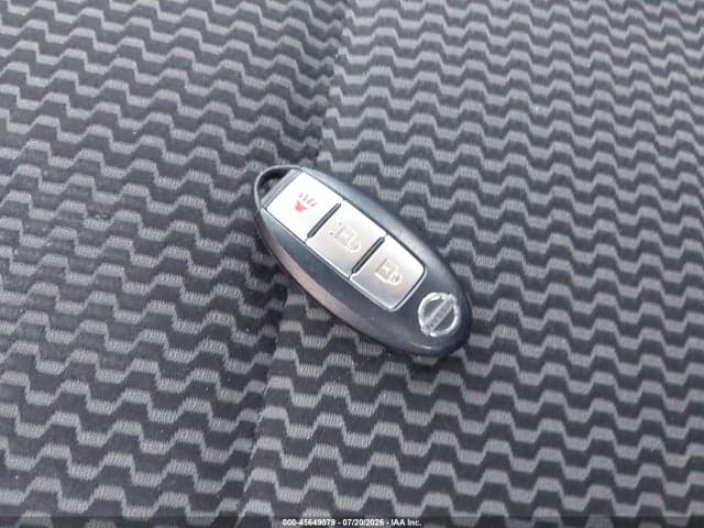 2017 NISSAN JUKE S 11