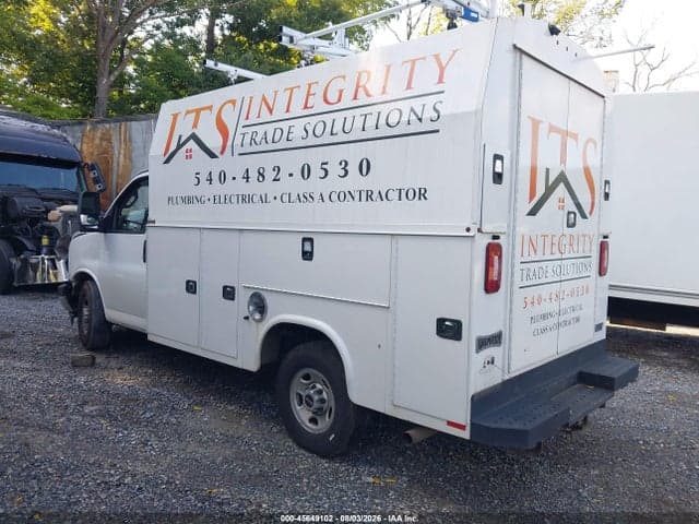 2019 GMC SAVANA CUTAWAY WORK VAN 3