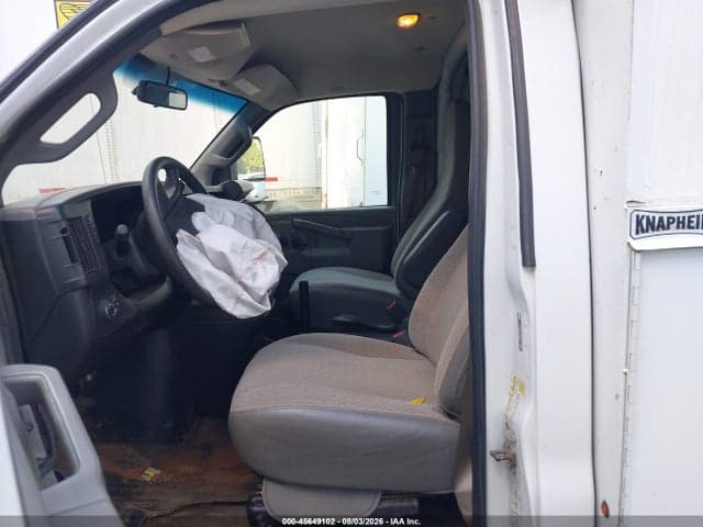 2019 GMC SAVANA CUTAWAY WORK VAN 7