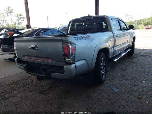 2023 TOYOTA TACOMA TRD SPORT 4