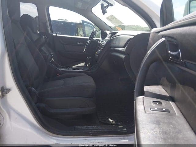2017 CHEVROLET TRAVERSE LT 5