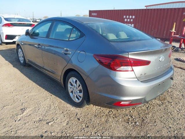 2019 HYUNDAI ELANTRA SE 3