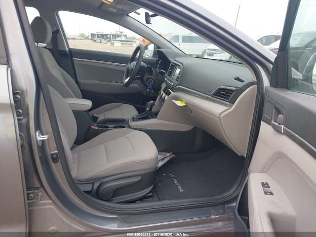 2019 HYUNDAI ELANTRA SE 5