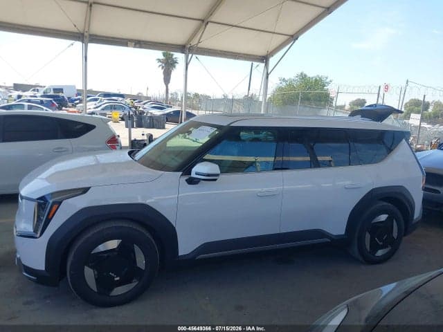 2026 KIA EV9 LIGHT LONG RANGE 14