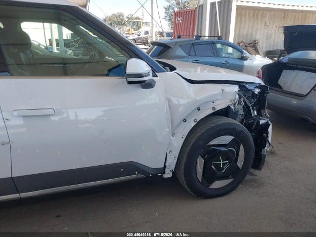 2026 KIA EV9 LIGHT LONG RANGE 19