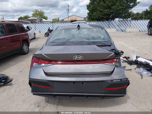 2024 HYUNDAI ELANTRA SEL 16