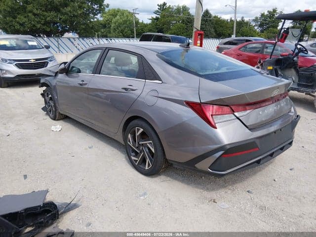 2024 HYUNDAI ELANTRA SEL 3