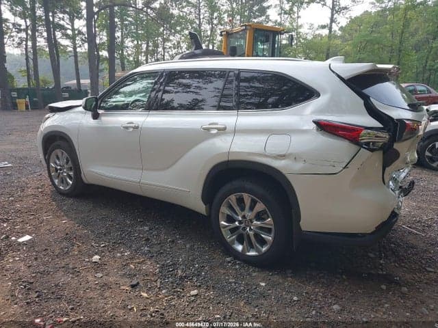 2020 TOYOTA HIGHLANDER LIMITED 3