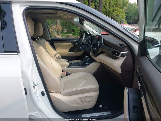 2020 TOYOTA HIGHLANDER LIMITED 5