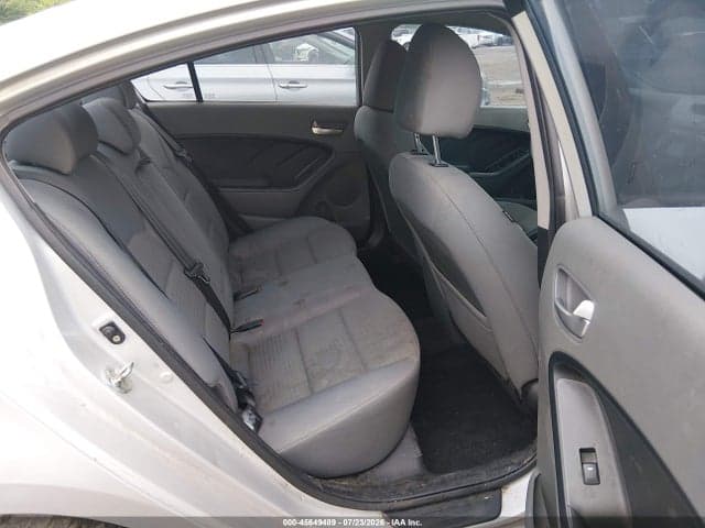 2017 KIA FORTE LX 8