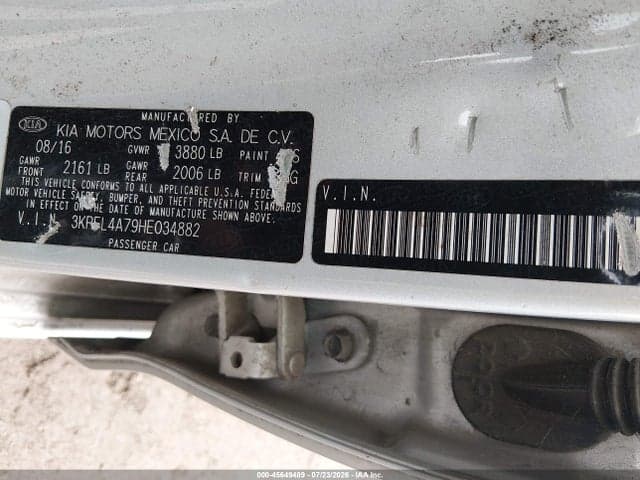 2017 KIA FORTE LX 9