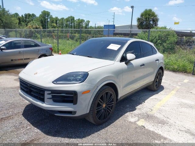 2024 PORSCHE CAYENNE COUPE 3