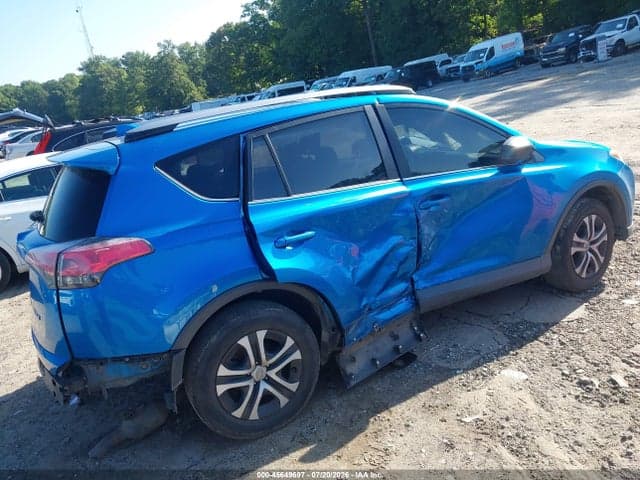 2017 TOYOTA RAV4 LE 4