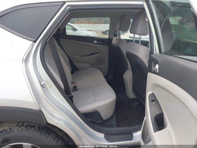 2019 HYUNDAI TUCSON SE 8