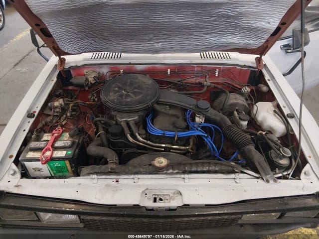 1984 DATSUN 720 KING CAB 4X4 10