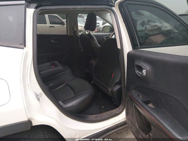 2019 JEEP COMPASS TRAILHAWK 4X4 8