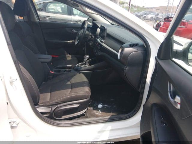 2020 KIA FORTE LXS 5