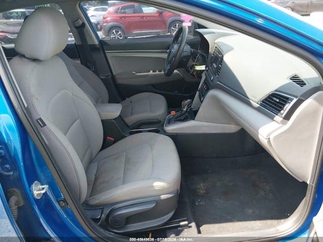 2017 HYUNDAI ELANTRA SE 5