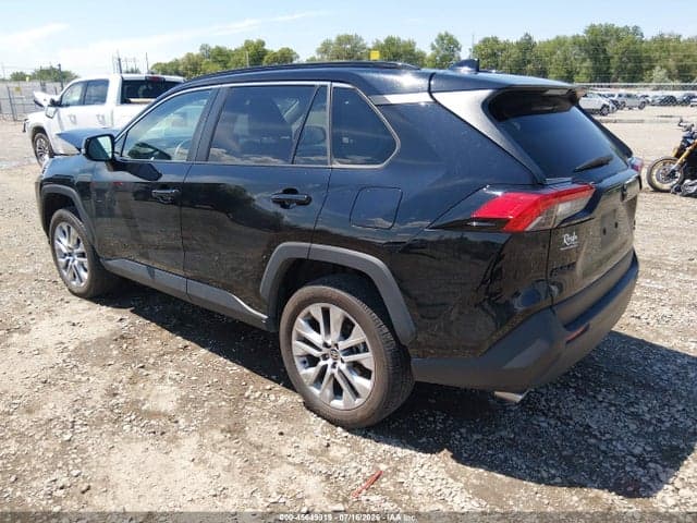 2023 TOYOTA RAV4 XLE PREMIUM 3
