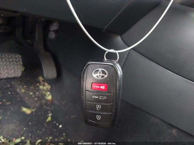 2025 TOYOTA COROLLA SE 11