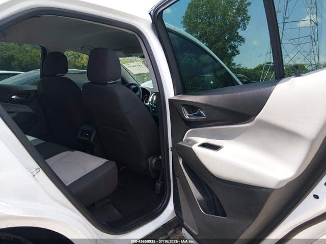 2019 CHEVROLET EQUINOX LS 8