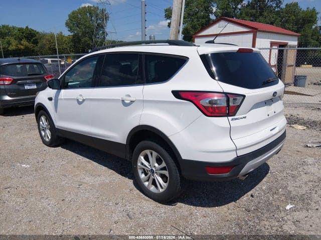 2018 FORD ESCAPE SE 3