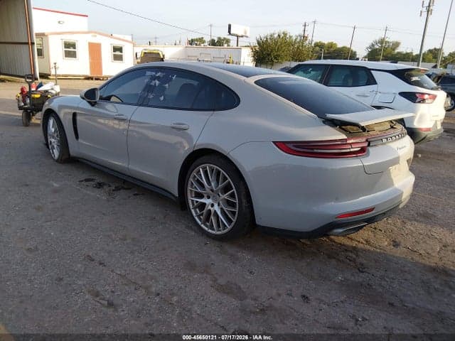 2018 PORSCHE PANAMERA 4 3