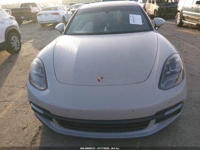 2018 PORSCHE PANAMERA 4 6