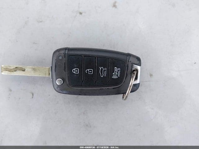 2020 HYUNDAI ACCENT SE 11