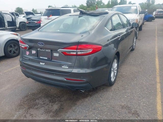 2020 FORD FUSION SE 4