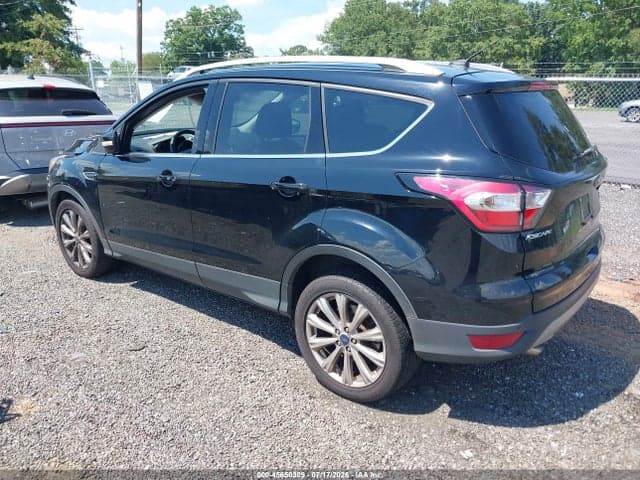 2017 FORD ESCAPE TITANIUM 3