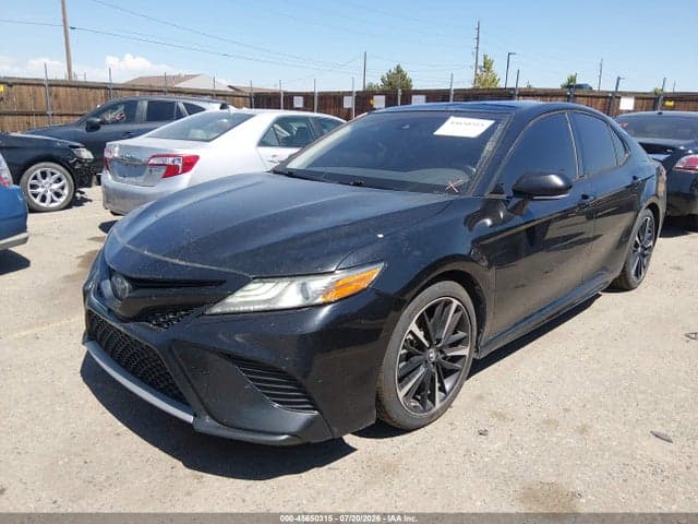 2019 TOYOTA CAMRY XSE 2
