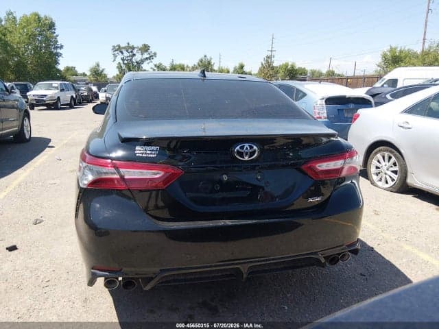 2019 TOYOTA CAMRY XSE 17