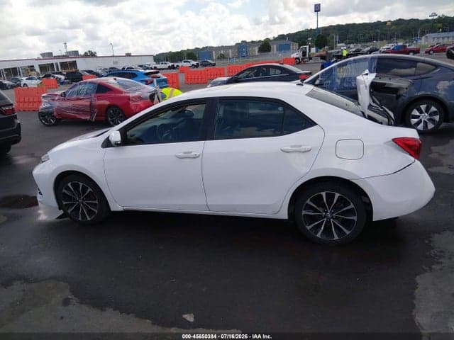 2017 TOYOTA COROLLA XSE 14