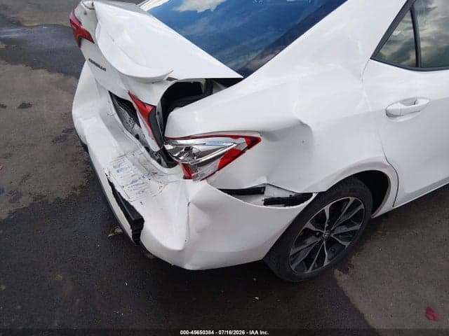 2017 TOYOTA COROLLA XSE 18