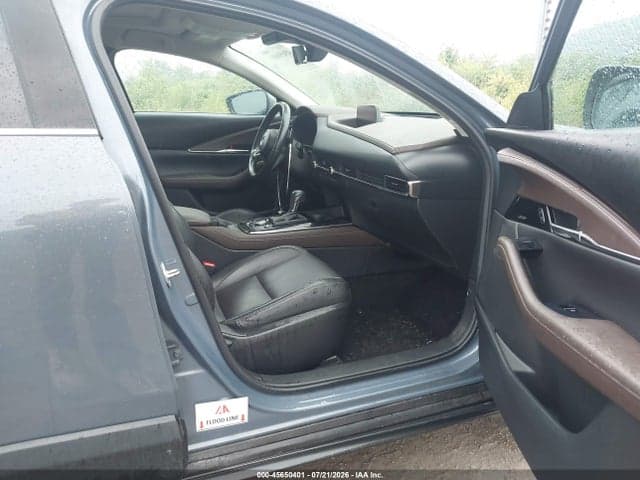 2021 MAZDA CX-30 PREMIUM 6