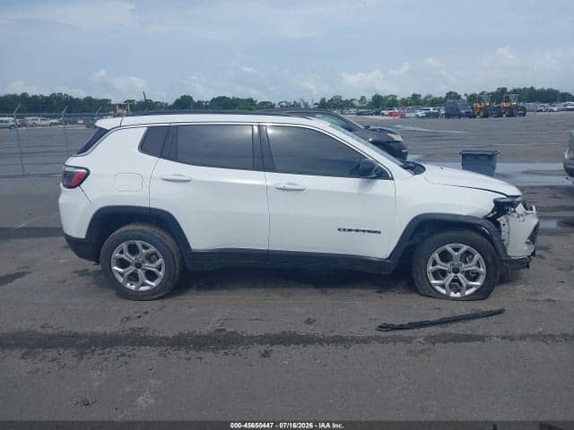 2026 JEEP COMPASS LATITUDE 13