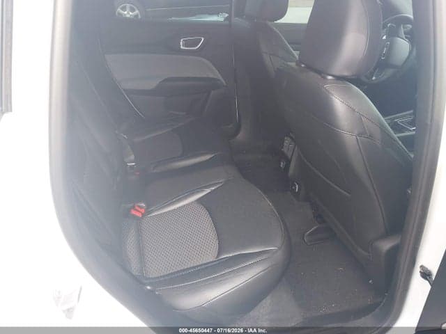 2026 JEEP COMPASS LATITUDE 8
