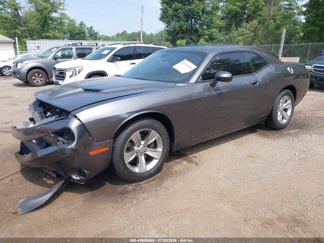 2018 DODGE CHALLENGER SXT 2