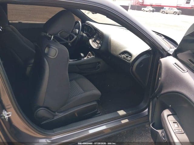 2018 DODGE CHALLENGER SXT 5