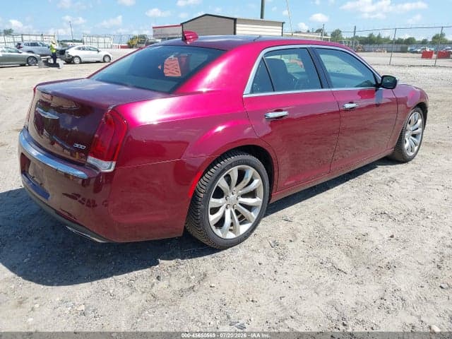 2020 CHRYSLER 300 LIMITED 4